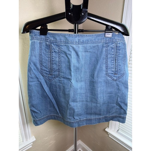 Banana Republic Dresses & Skirts - NWT Banana Republic Denim Skirt Women's Size 14 Light Wash Utility Pockets